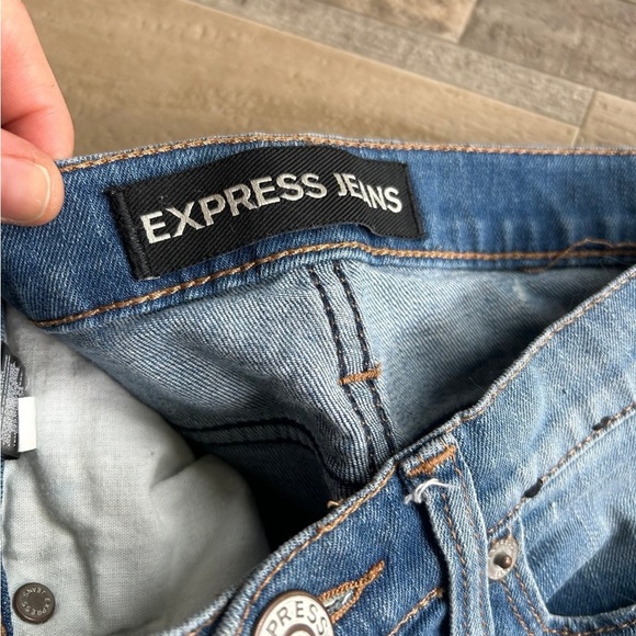 Express girlfriend distressed jeans - Picture 5 of 5